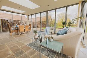 Tye Barn in Brinkley