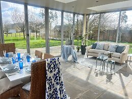 Tye Barn in Brinkley