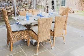 Tye Barn in Brinkley