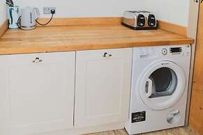 Tye Barn in Brinkley