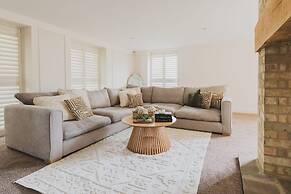 Tye Barn in Brinkley