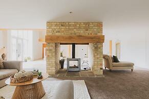 Tye Barn in Brinkley