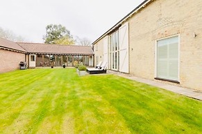 Tye Barn in Brinkley