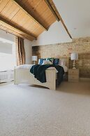 Tye Barn in Brinkley