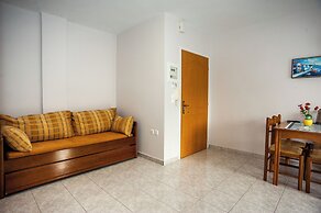 Captain Georgio Apartments