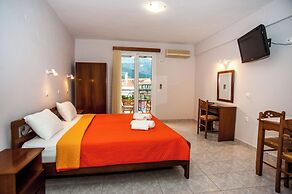 Captain Georgio Apartments