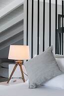 Halcyon Deluxe Maisonettes Sea View