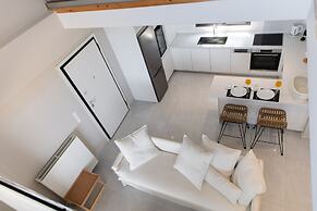 Halcyon Deluxe Maisonettes Sea View