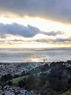 Coastal Palm Tree 2BR Retreat Ocean View