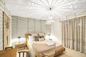 Stone and Sea Villas