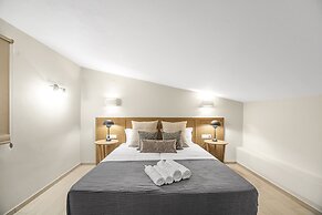 Stone and Sea Villas