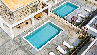 Stone and Sea Villas