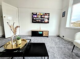 Charming 3-Bed Oasis-free parking