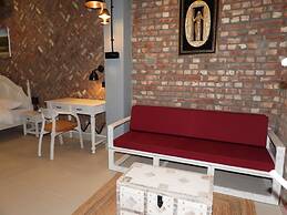 Goroomgo Mystic Kailasha Ukhimath