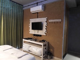 Goroomgo Mystic Kailasha Ukhimath