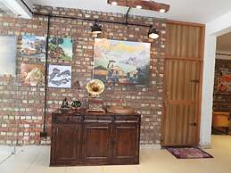 Goroomgo Mystic Kailasha Ukhimath