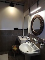 Goroomgo Mystic Kailasha Ukhimath