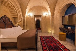 Signature Cave Premium Suites