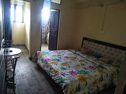 Goroomgo Naina Homestay Mussoorie