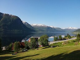Jølster Lake View