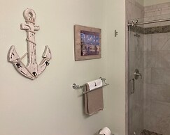 Romar Lakes 103a 2 Bedroom Condo