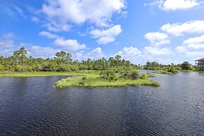 Romar Lakes 103a 2 Bedroom Condo