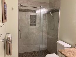 Romar Lakes 103a 2 Bedroom Condo