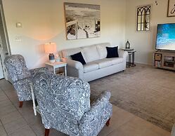 Romar Lakes 103a 2 Bedroom Condo