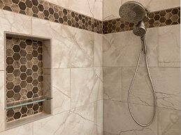 Romar Lakes 103a 2 Bedroom Condo