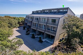Ocean Grove L1 4 Bedroom Condo by RedAwning