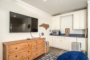 Ocean Grove L1 4 Bedroom Condo by RedAwning