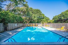 Ocean Grove L1 4 Bedroom Condo by RedAwning