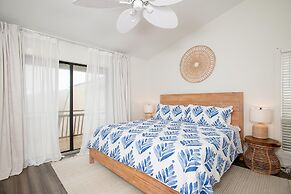 Ocean Grove L1 4 Bedroom Condo by RedAwning