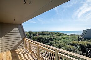 Ocean Grove L1 4 Bedroom Condo by RedAwning