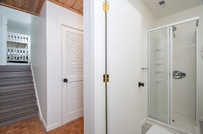 Ocean Grove L1 4 Bedroom Condo by RedAwning