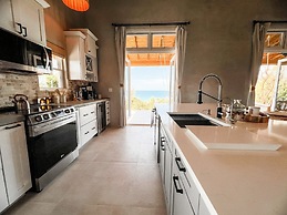 Paradise Cove 3 Bedroom Home
