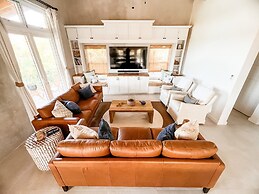 Paradise Cove 3 Bedroom Home