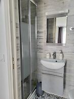 HOTEL RESIDENCE A LA BUTTE AUX CAILLES