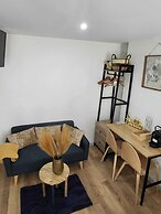 HOTEL RESIDENCE A LA BUTTE AUX CAILLES