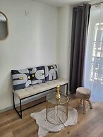 HOTEL RESIDENCE A LA BUTTE AUX CAILLES