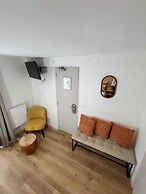 HOTEL RESIDENCE A LA BUTTE AUX CAILLES