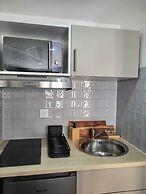 HOTEL RESIDENCE A LA BUTTE AUX CAILLES