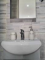 HOTEL RESIDENCE A LA BUTTE AUX CAILLES