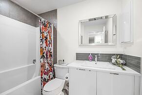 The Iris DT Condo with AC in Mission