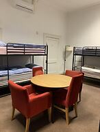 Eden Quay Guesthouse Private Rooms