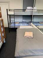 Eden Quay Guesthouse Private Rooms