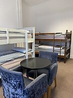 Eden Quay Guesthouse Private Rooms