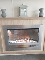 Lovely 3-bed Lodge in Eyemouth With Stunning Views