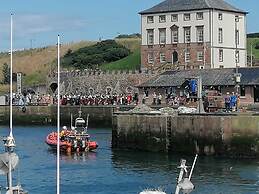Lovely 3-bed Lodge in Eyemouth With Stunning Views