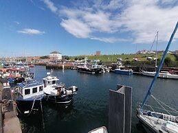 Lovely 3-bed Lodge in Eyemouth With Stunning Views